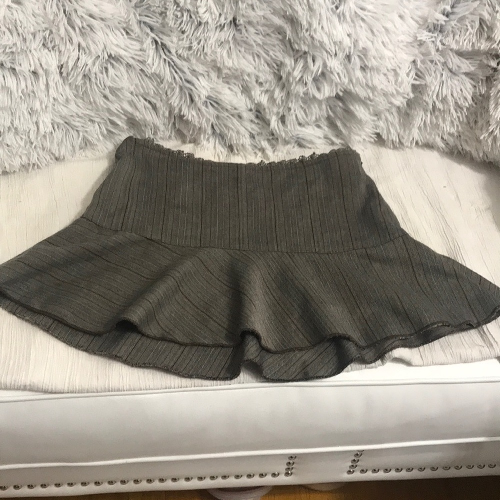 Size 0/0 Brown striped flares mini skirt